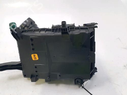 Used Air filter box MERCEDES-BENZ V-CLASS (W447) V 220 CDI / d (447.811, 447.813, 447.815) (163 hp) 28573770