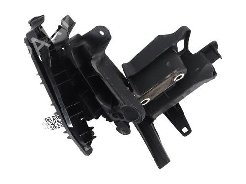 Used Rear bumper bracket OPEL CORSA F (P2JO) 1.2 (68) (131 hp) 31304015