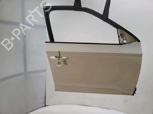 Used Right front door Right front door 38918538 38918538