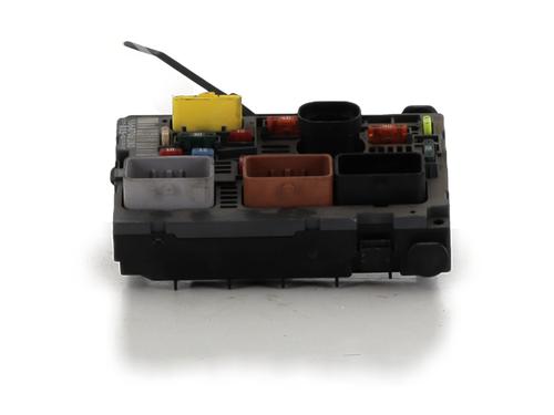 Used Fuse box PEUGEOT PARTNER MPV (5_, G_) [1996-2025]  28285594