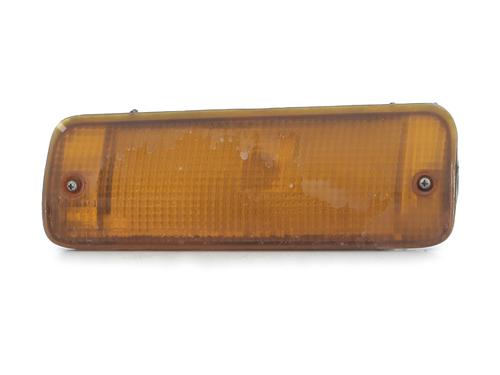 Used Left front indicator TOYOTA LAND CRUISER (_J7_, _JL7_) 2.4 TD (LJ70_, LJ73_, LJ70RV) (86 hp) 31056975