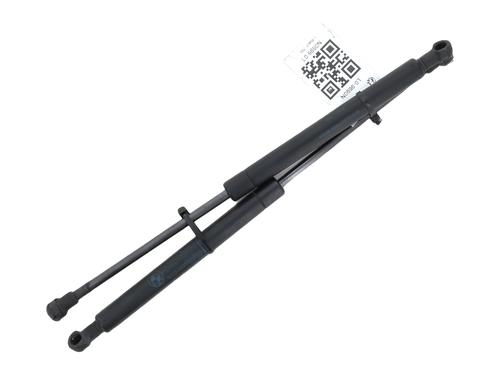 Używane Siłownik maski BMW 1 (E87) 120 d (163 hp) 28051653