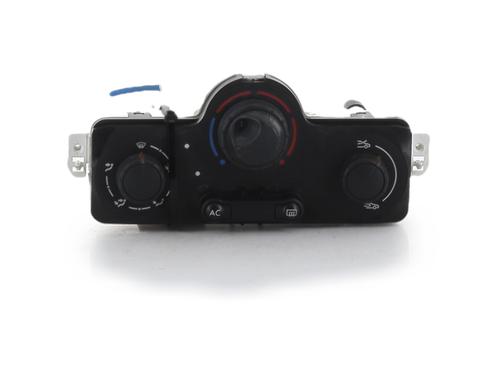 Used Climate control Climate control RENAULT CLIO III (BR0/1, CR0/1) 1.5 dCi (C/BR0G, C/BR1G) (68 hp) 40058430 40058430