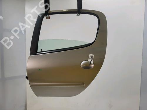 Used Left rear door Left rear door 39088152 39088152