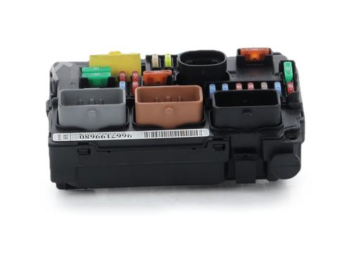 Used Fuse box Fuse box CITROËN C3 II (SC_) 1.2 VTi 82 (82 hp) 40488142 40488142