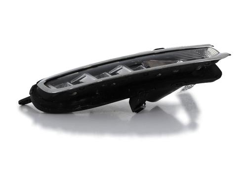 Indicatore anteriore destro CITROËN C3 III (SX) 1.5 BlueHDi 100 (SXYHYP, SXYHTU) (102 hp) 30269152