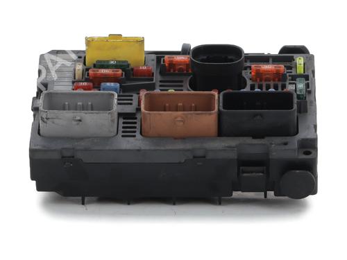 Used Fuse box CITROËN C5 III (RD_) 2.0 HDi 165 (RDRHHA, RDRHH8) (163 hp) 29522744