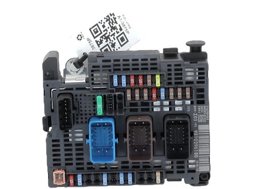Fuse box CITROËN C4 Picasso II 1.6 BlueHDi 120 | BP31912933E1
