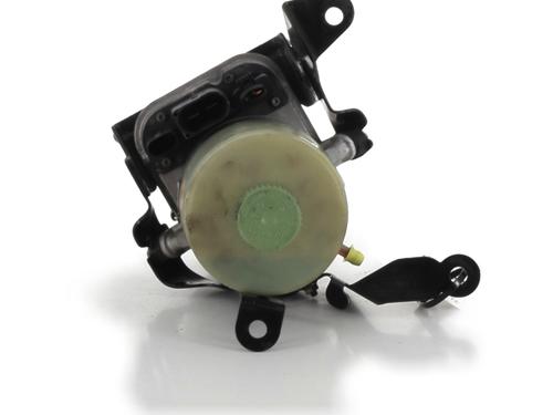 Used Steering pump VW POLO IV (9N_, 9A_) 1.4 TDI (80 hp) 31057247