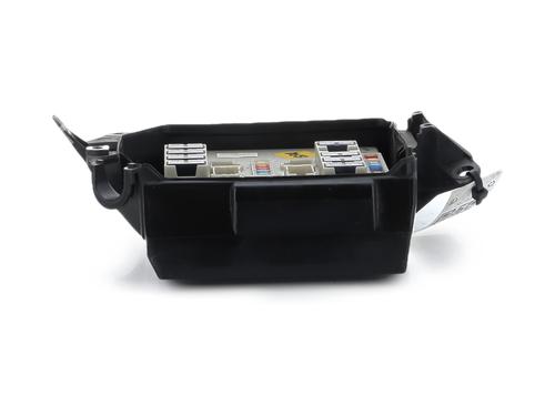 Used Fuse box Fuse box RENAULT CLIO III (BR0/1, CR0/1) 1.5 dCi (C/BR0G, C/BR1G) (68 hp) 39704721 39704721