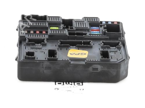 Used Fuse box RENAULT KADJAR (HA_, HL_) 1.6 dCi 130 (HLA4) (130 hp) 27913829