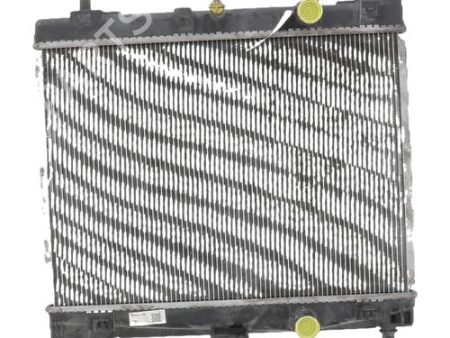 Used Water radiator Water radiator 38741305 38741305