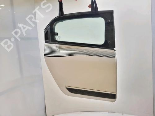 right-rear-door-renault-twingo-iii-bcm_-bca_-2014-36962392 main image