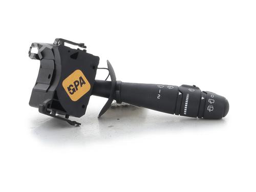 Used Switch RENAULT TWINGO II (CN0_) 1.2 16V (CN0K, CN0V, CN0A) (76 hp) 30474957