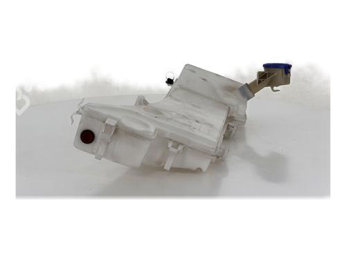 Used Windscreen washer tank PEUGEOT 3008 II SUV (MC_, MR_, MJ_, M4_) 2.0 BlueHDi 180 (177 hp) 29495284