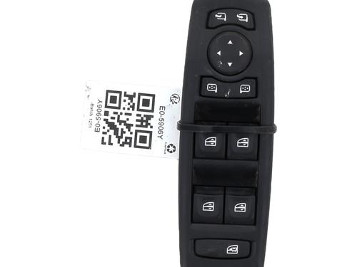 Used Left front window switch Left front window switch RENAULT MEGANE III Hatchback (BZ0/1_, B3_) 1.5 dCi (BZ09, BZ0D, BZ1W, BZ29, BZ14) (110 hp) 33646261 33646261