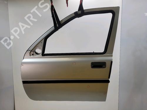 Used Left front door LAND ROVER FREELANDER I (L314) 2.0 DI 4x4 (98 hp) 27353452