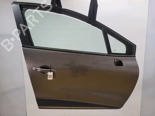 Used Right front door Right front door RENAULT CLIO IV (BH_) 1.5 dCi 90 (90 hp) 33332654 33332654