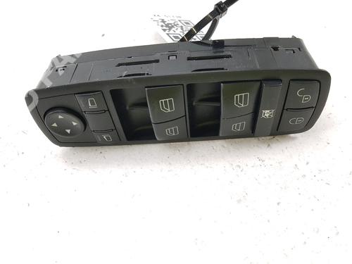 Used Left front window switch Left front window switch MERCEDES-BENZ B-CLASS Sports Tourer (W245) B 200 CDI (245.208) (140 hp) 10739394 10739394