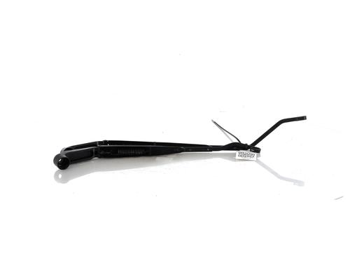 Used Front windshield wiper arm SUZUKI SWIFT V (AZ) 1.2 AllGrip (A2L412) (90 hp) 27903244