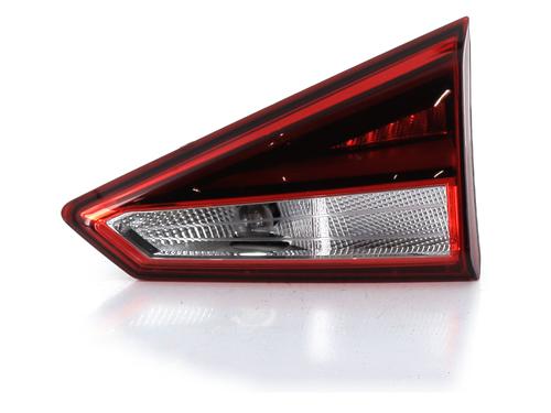 Feu de coffre droit SEAT ARONA (KJ7, KJP) 1.0 TSI (116 hp) 32770050