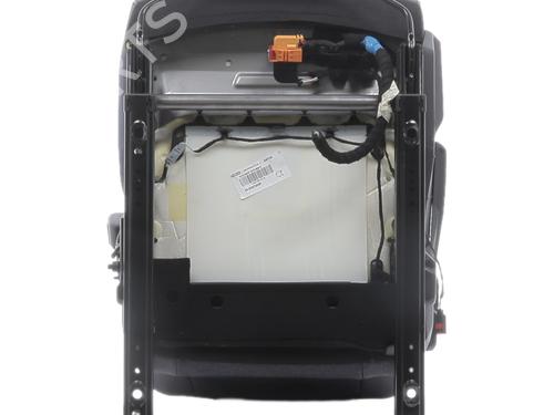 Left front seat RENAULT 4 E-Tech 150 (PDA1) | BP37627317C15 - Image 2