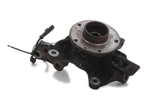 Used Left front steering knuckle RENAULT SCÉNIC III (JZ0/1_) 1.5 dCi (106 hp) 25452792