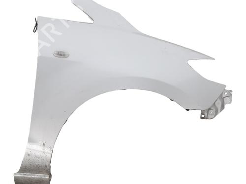 Used Right front fenders MAZDA 5 (CR) 2.0 CD (CR19) (110 hp) 31373044