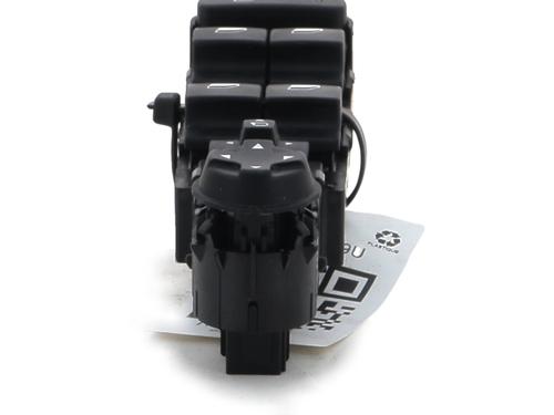 Left front window switch PEUGEOT 3008 II SUV (MC_, MR_, MJ_, M4_) 1.5 BlueHDi 130 | BP29602785I27 