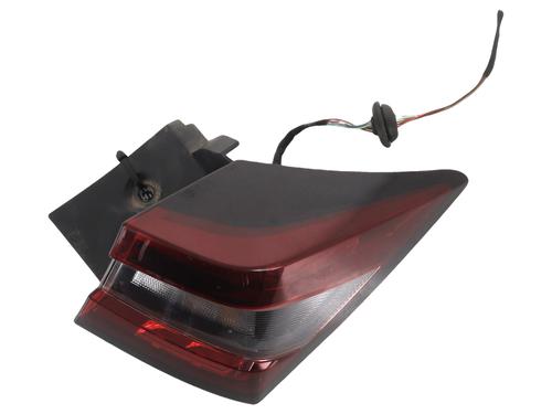 right-taillight-nissan-juke-f16_-2019-33165884 main image