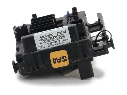 Used Fuse box PEUGEOT 206 CC (2D) 2.0 S16 (136 hp) 27914321