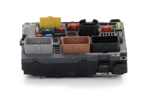 Used Fuse box Fuse box PEUGEOT 308 I (4A_, 4C_) 1.6 HDi (112 hp) 34531876 34531876