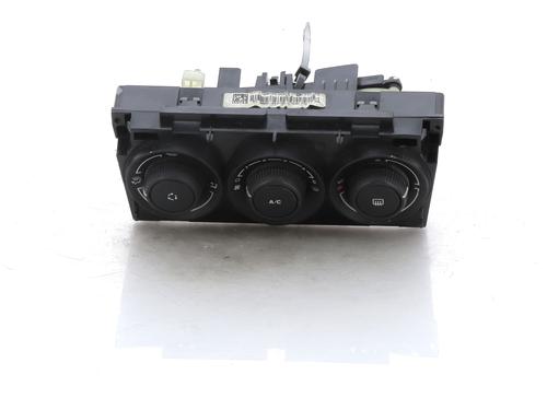 Used Climate control PEUGEOT 3008 I MPV (0U_) 1.6 HDi (109 hp) 17234197