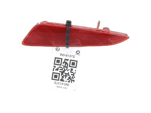 Piloto derecho paragolpes trasero TOYOTA YARIS (_P21_, _PA1_, _PH1_) 1.5 Hybrid (MXPH10, MXPH11) (116 hp) 32848334