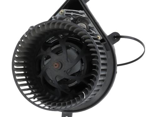 Heater blower motor PEUGEOT 106 II (1A_, 1C_) 1.4 i | BP24626633M62 