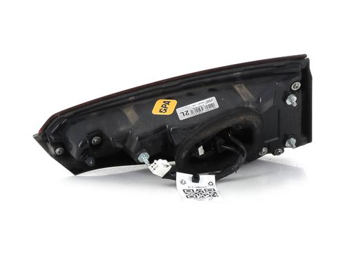 Left tailgate light TOYOTA COROLLA Saloon (_E21_) 1.8 VVTi Hybrid (ZWE219) | BP32433567C79