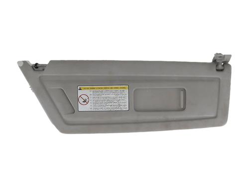 Used Right sun visor Right sun visor 37065018 37065018