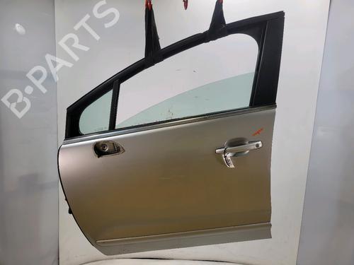 Used Left front door PEUGEOT 5008 (0U_, 0E_) 1.6 HDi (110 hp) 32378908