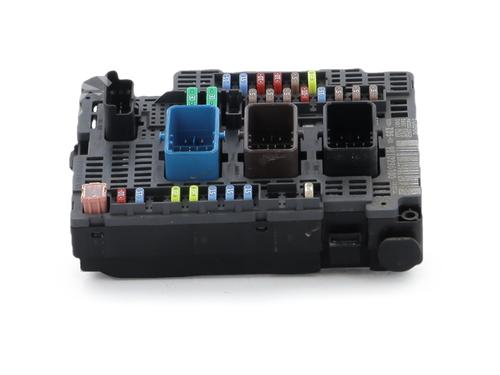 Used Fuse box Fuse box 36946236 36946236