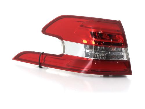 Left taillight PEUGEOT 308 SW II (LC_, LJ_, LR_, LX_, L4_) 1.6 BlueHDi 120 | BP30048928C34 