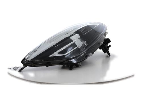 Right headlight RENAULT SCÉNIC III (JZ0/1_) 1.5 dCi | BP29380911C29 