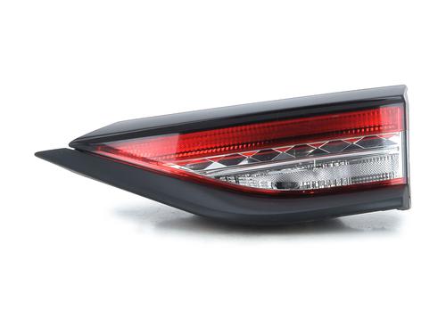 Feu de coffre droit DS DS 3 / DS 3 CROSSBACK (UR_, UC_, UJ_) 1.2 PureTech 130 (URHNSS) (131 hp) 31304299