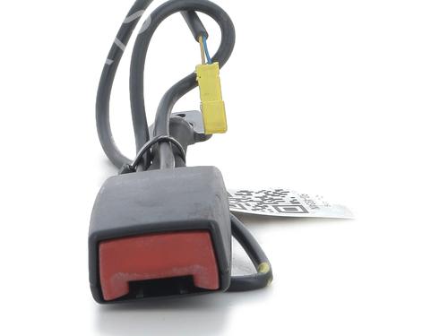 Used Seat buckle MERCEDES-BENZ C-CLASS (W203) C 200 CDI (203.004) (116 hp) 31867315