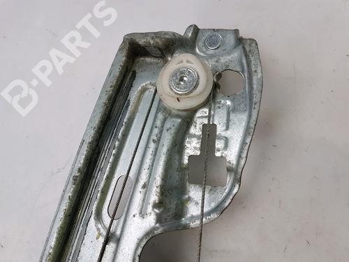 Fensterheber links hinten RENAULT MEGANE IV Hatchback (B9A/M/N_) 1.5 dCi 110 (B9A3) | BP11772120C24 