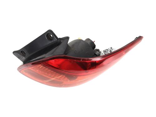 Used Right taillight SUZUKI SX4 (EY, GY) 2.0 DDiS 4x4 (RW420D) (135 hp) 28536360