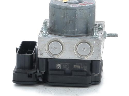 Used ABS pump NISSAN QASHQAI II (J11, J11_) 1.2 DIG-T (115 hp) 32180562