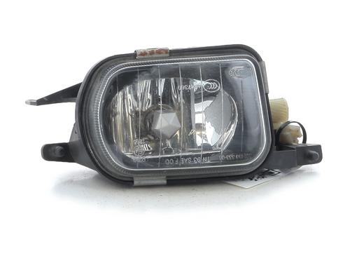 Used Left front fog light MERCEDES-BENZ C-CLASS (W203) C 200 CDI (203.007) (122 hp) 31057308