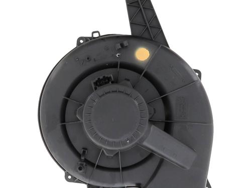 Used Heater blower motor SKODA FABIA I (6Y2) 1.9 TDI (100 hp) 30449350