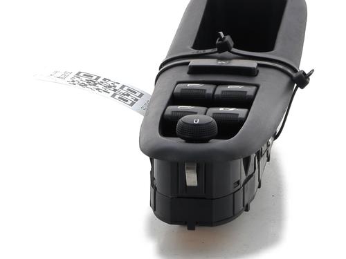 Left front window switch PEUGEOT 406 (8B) 2.0 HDI 90 | BP26166306I27 