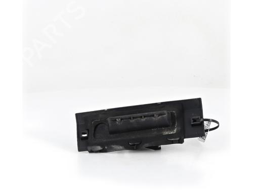 Used Tailgate handle Tailgate handle 37016959 37016959
